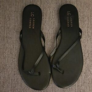 Lauren Conrad Womans Black Sandal Size 8 Medium